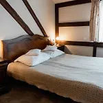 Palac 4*