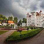 Feriested Palac 4*