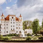 Feriested Palac 4*