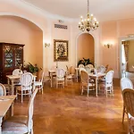 Feriested Palac Wojanow