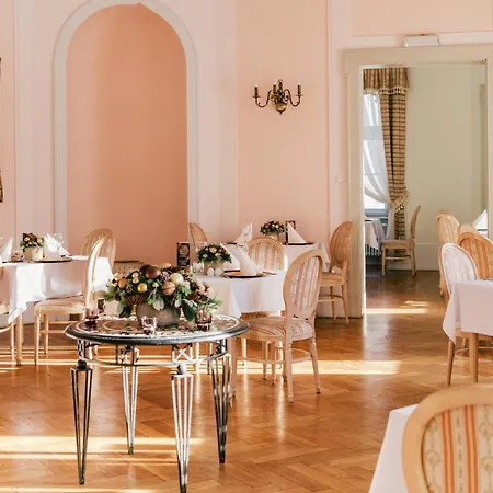 Resort Palac Wojanow