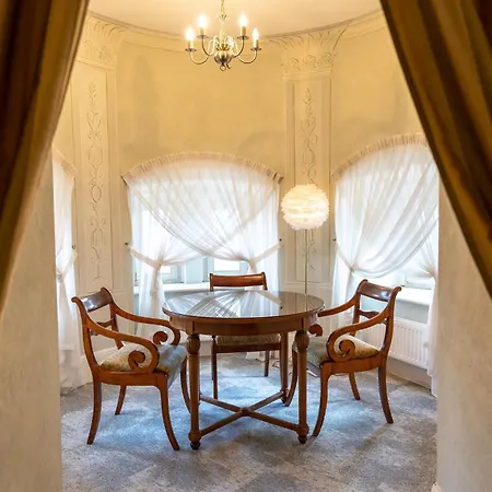 Palac 3* Wojanów