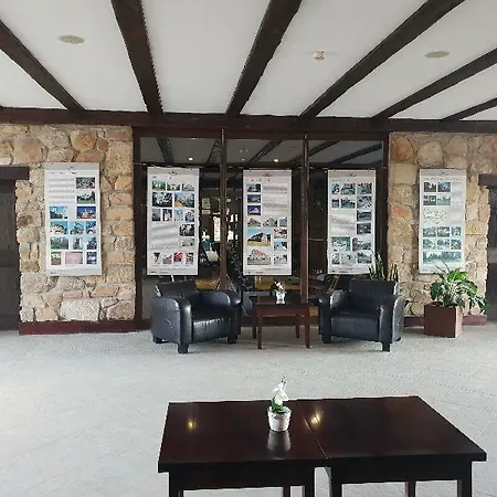 Palac Θέρετρο Wojanow