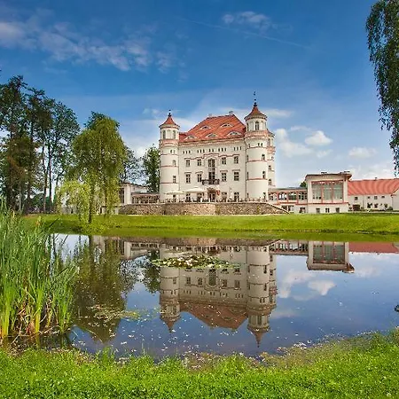 Palac 4*