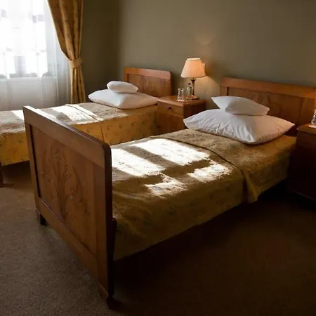 Palac 4* Wojanow